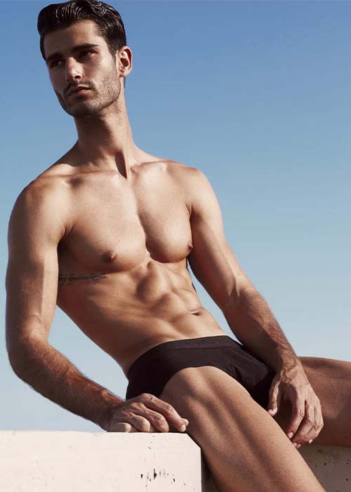 modelo002